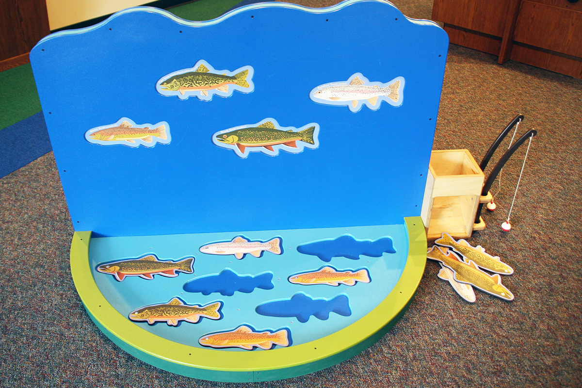 children's play fishing interactive